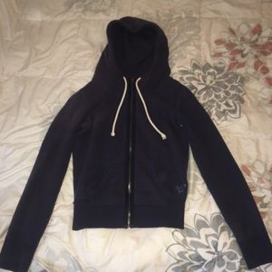 Zip up hood